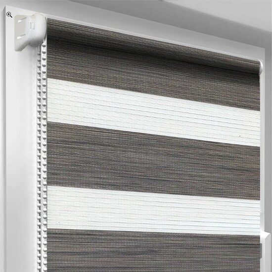 Рулонные шторы День Ночь для террасы