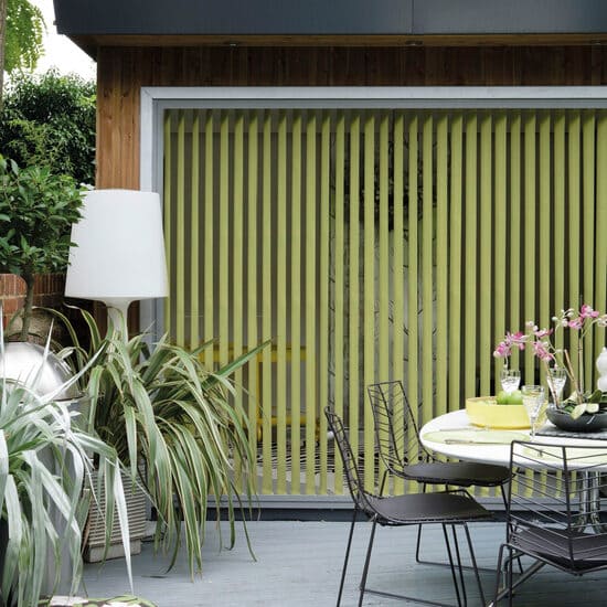 Вертикальные жалюзи на веранду